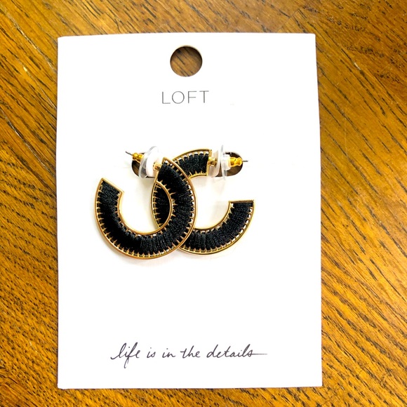 Hoop Earrings - Picture 1 of 3